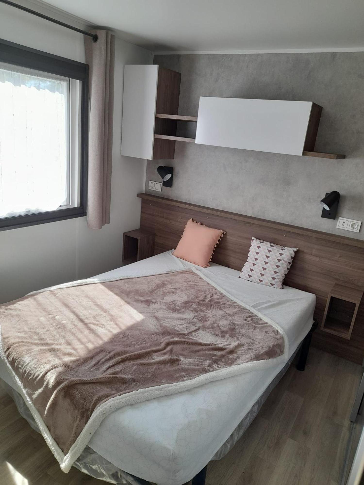 Camping La Carabasse 비아스 외부 사진