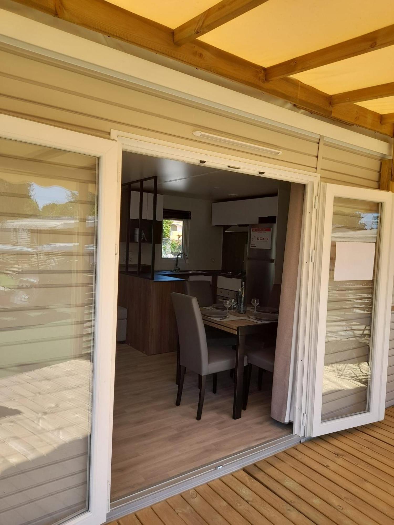 Camping La Carabasse 비아스 외부 사진